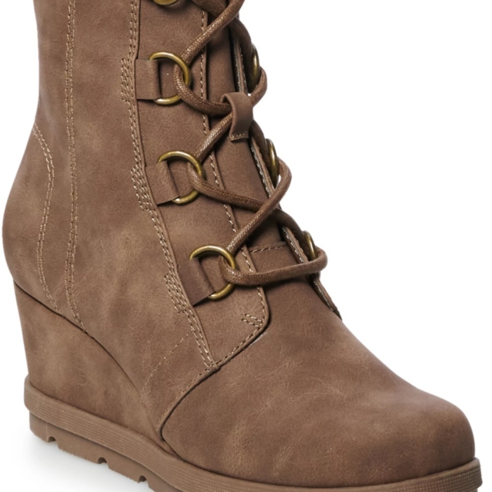 Pre loved kohls Adelia  leather lace wedge bootie - Picture 2 of 9